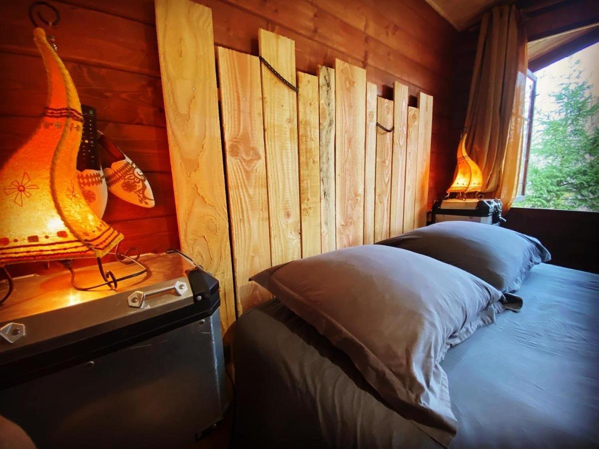 "Le Maloya" Chalets Independants -Chambre Balneo - Relais Motards Lacaune Εξωτερικό φωτογραφία